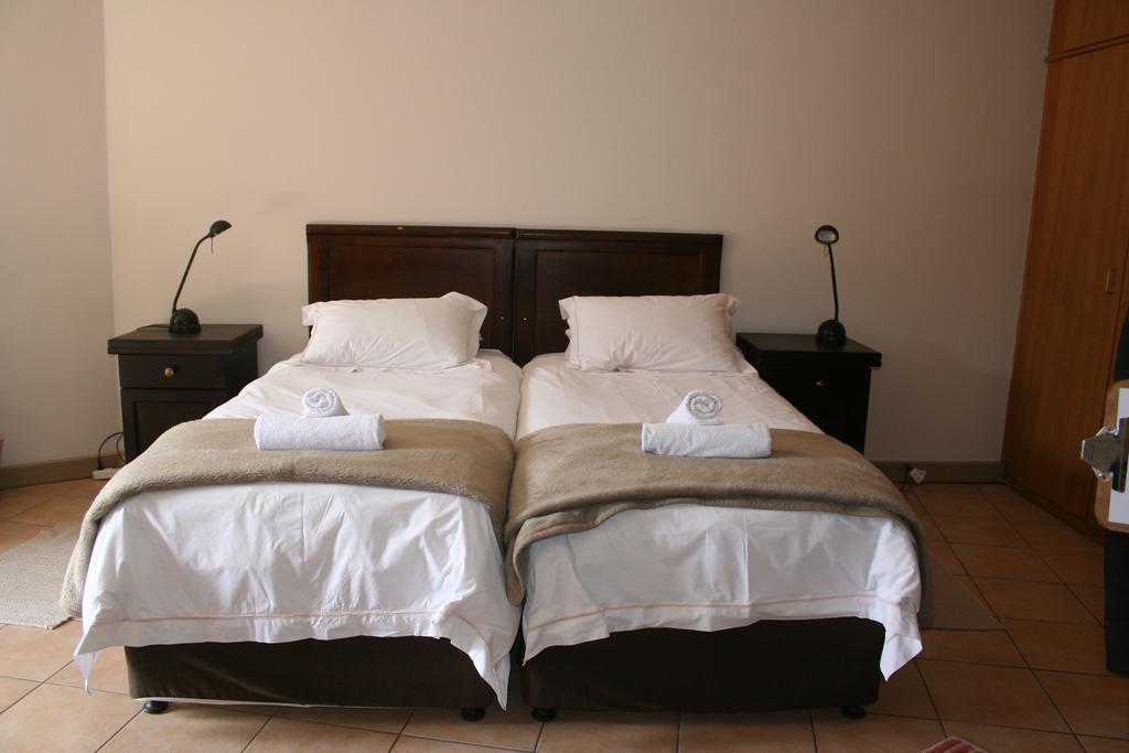 De Vagebond Hotel-Pension 温特和克 外观 照片